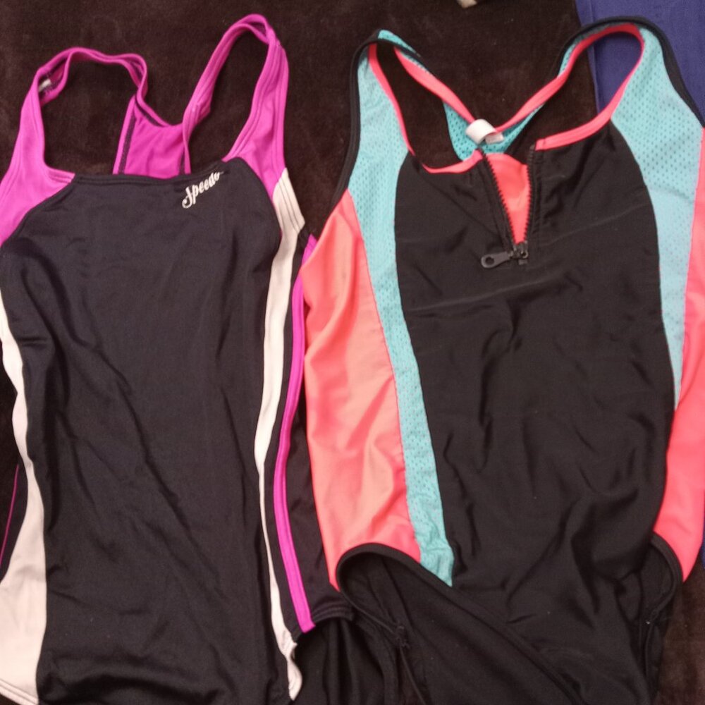 2 Girl's Bathing suits Speedo Girl's 16, Big Chill swimwear 14/16